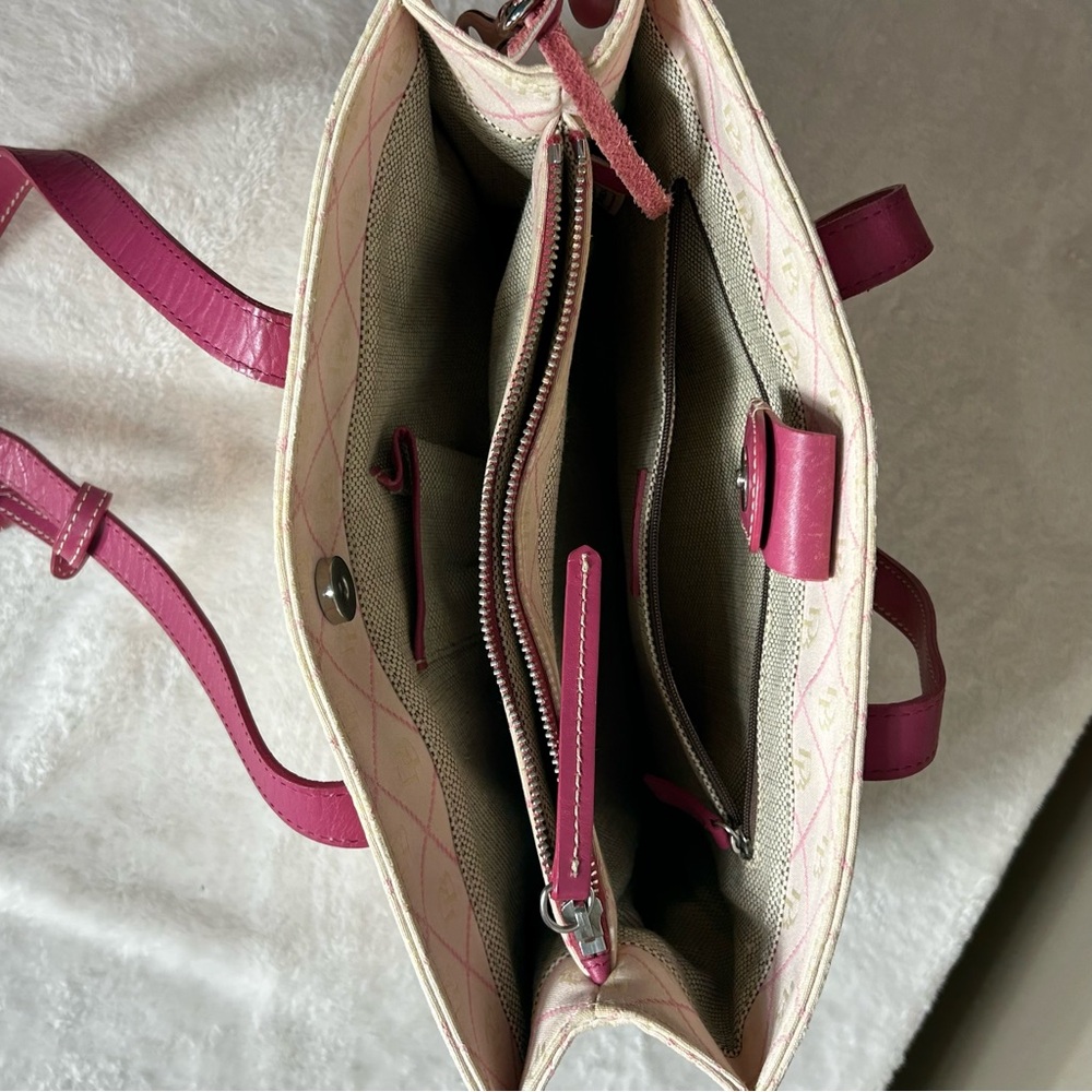 Dooney & Bourke Cream and Pink DB Monogram Tote Pink Leather Trim - Picture 7 of 16